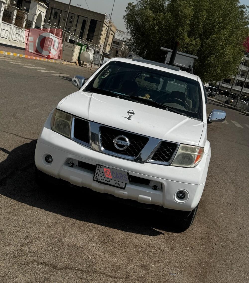 نیسان پاسفایندەر